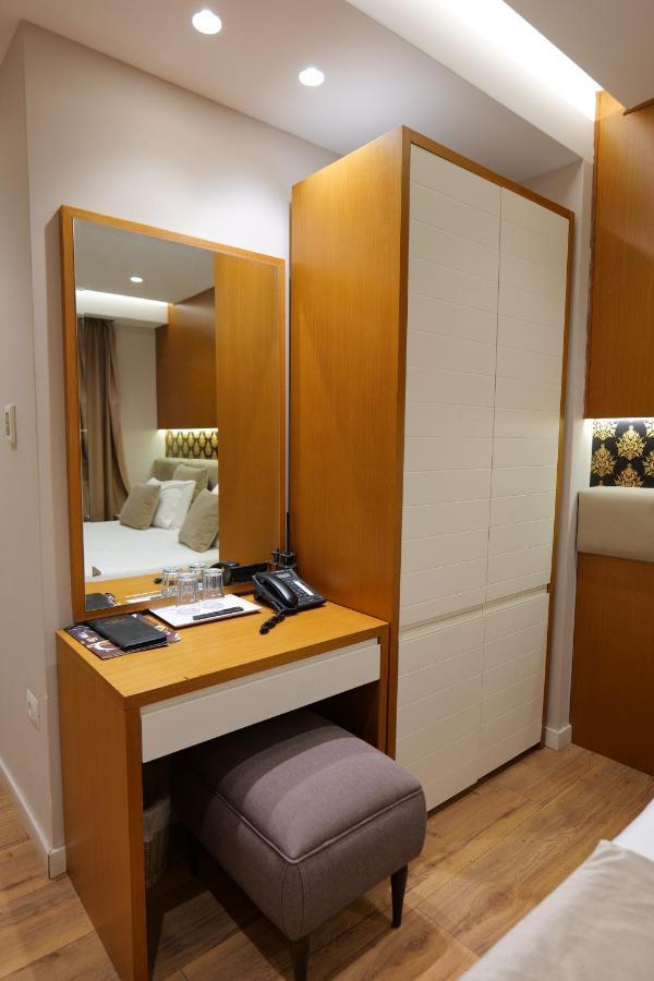 Hotel Queen Selita e Vogel Bagian luar foto